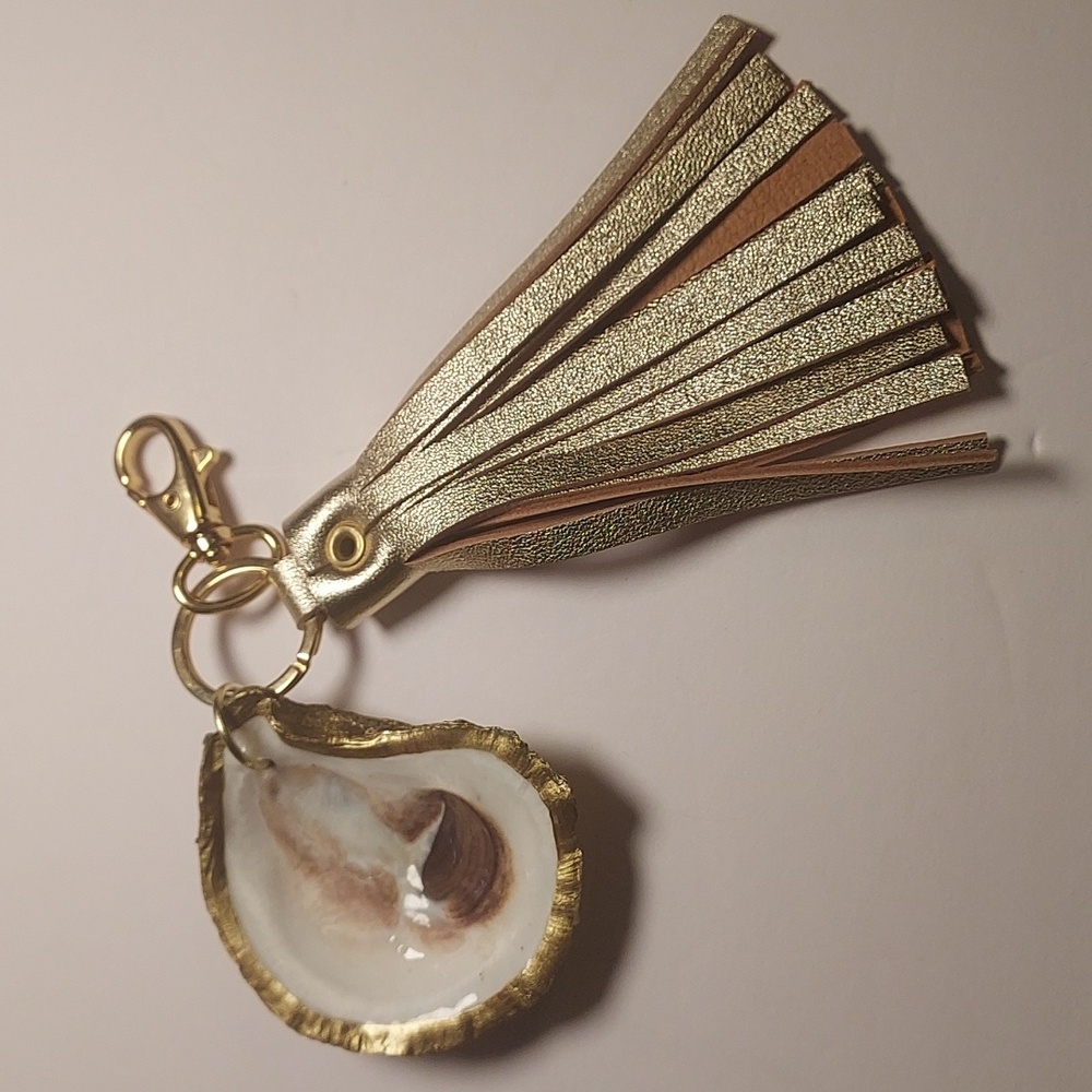 Oyster Shell Keychain Purse Charm With Leather Tassel Gold and White Coastal